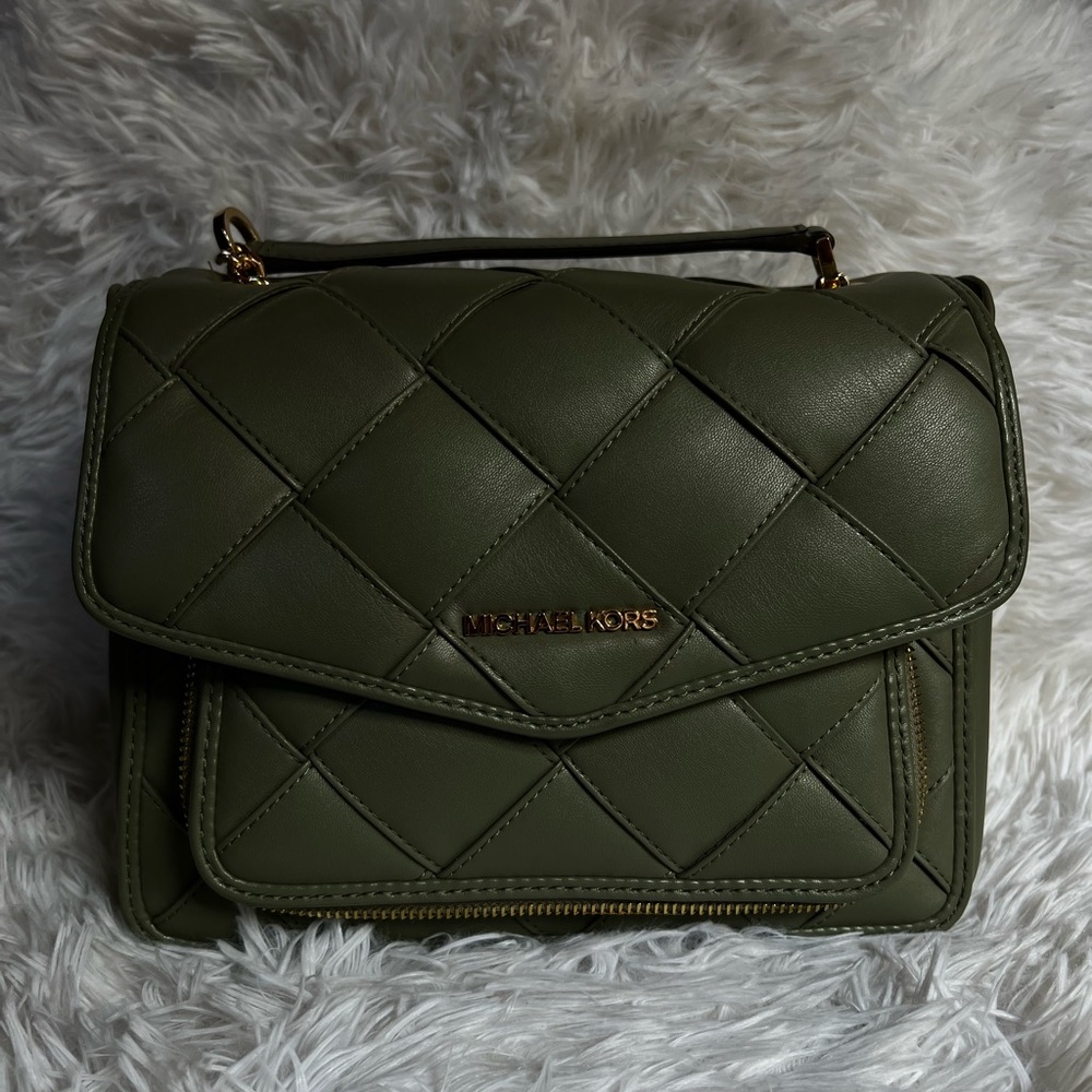 Micheal Kors Purse